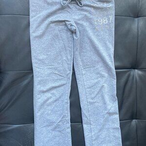 Grey Aeropostale low-rise pants